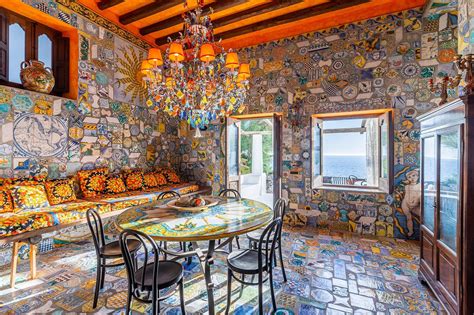 stromboli dolce gabbana house|domenico dolce and gabbana villa.